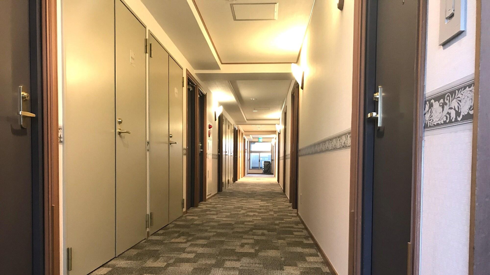 Toyoko Inn Hiroshima Heiwa-Odori Exteriör bild