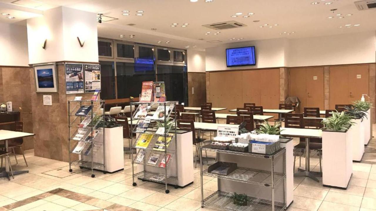 Toyoko Inn Hiroshima Heiwa-Odori Exteriör bild